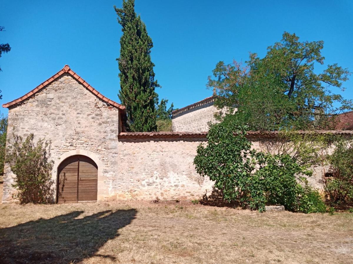 Les Granges De L Abbaye Bed & Breakfast Ginals Bagian luar foto